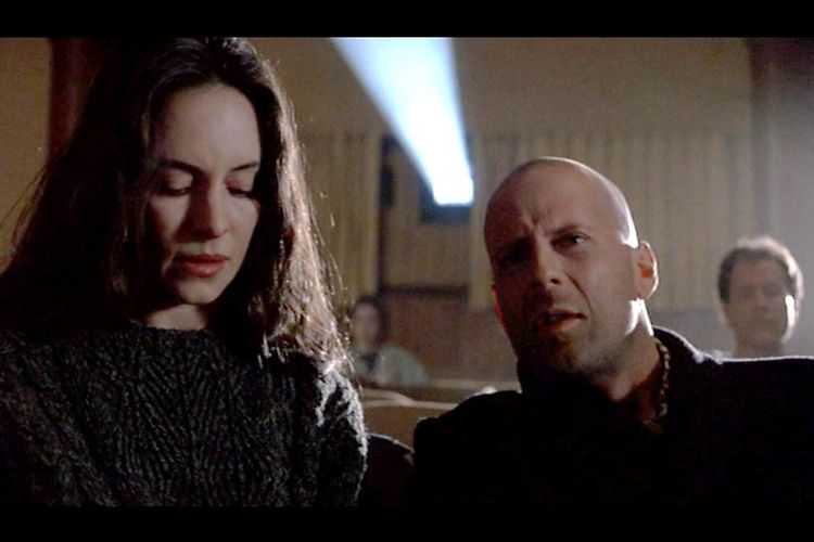 foto-sinopsis-film-12-monkeys-bruce-willis-dalam-perjalanan-waktu