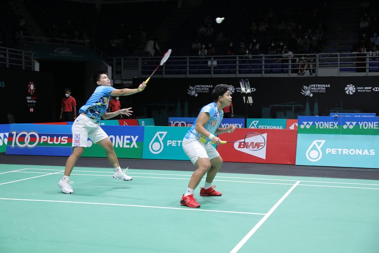 Malaysia Open 2022, ganda putri Indonesia Apriyani/Fadia menang atas Stine/Emma (Jerman) dengan skor 22-20 dan 21-9 hanya dalam waktu 31 menit, Selasa (28/6/2022).