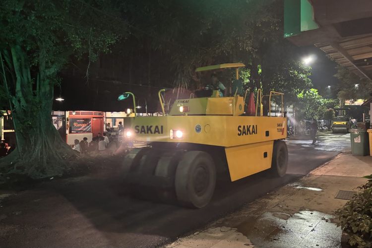 Bupati Banyumas Instruksikan Pos Darurat untuk Tambal Jalan Berlubang