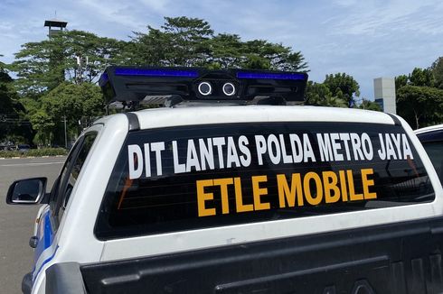 Imbas Parkir Liar, Polisi Akan Pasang E-TLE Mobile di Jalan Senopati