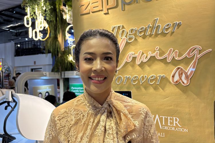 dr. Dara Ayuningtyas, Dipl.AAAm dalam acara The Official Launch of Luna Glow Max Series by ZAP Premiere di kawasan Jakarta Selatan, Minggu (26/10/2025).
