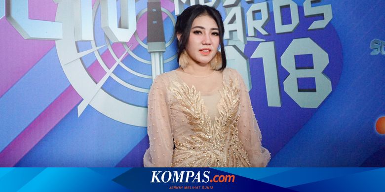 Via Vallen Yang Ternyata Tak Biasa Pakai High Heels Menyajikan kumpulan video dangdut baik gosip artis dangdut maupun video lagu musik dangdut terbaru yang sedang hot di tahun 2019 ini. pakai high heels
