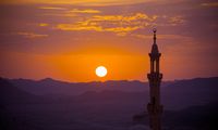 Hikmah Kisah Maulid Nabi Muhammad SAW: Meneladani Akhlak Mulia dalam Kehidupan