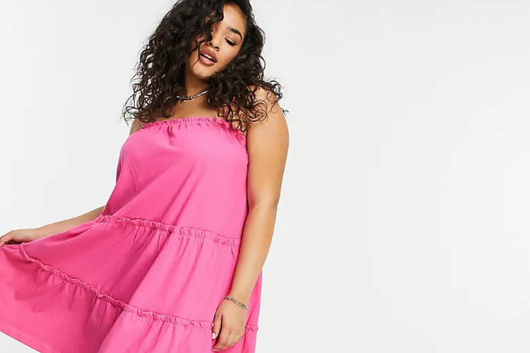 Ilustrasi busana pink