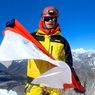 Mahapala Unnes Kibarkan Merah Putih di Pegunungan Himalaya untuk Peringati Sumpah Pemuda