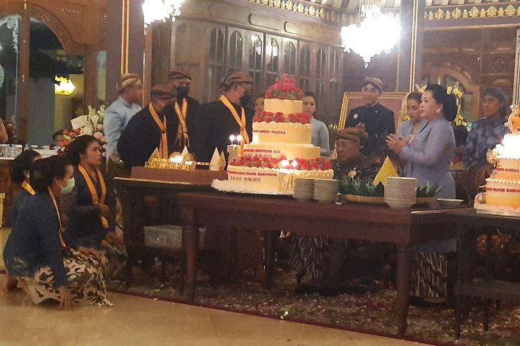 Akan Temui Menteri Kebudayaan, PB XIV Hangabehi Curhat Kerusakan Keraton Solo