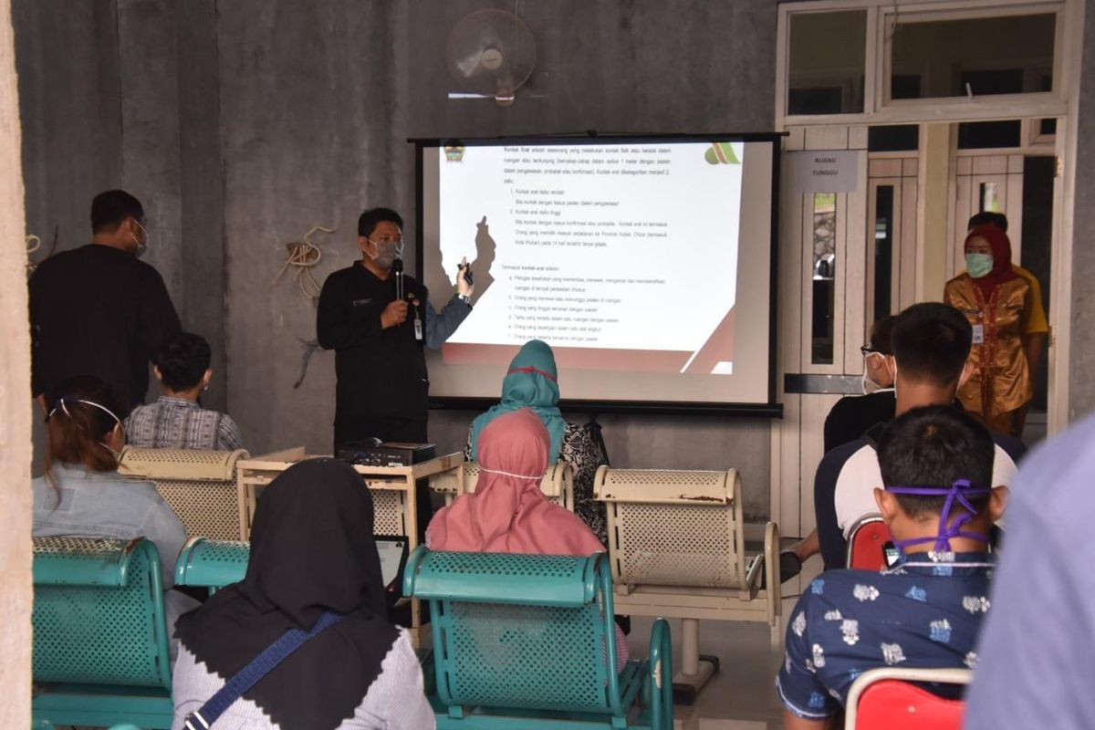 Pemprov Jateng sediakan layanan screening virus corona secara gratis di Pos Kesehatan Covid-19 di RSUD Tugurejo Semarang.