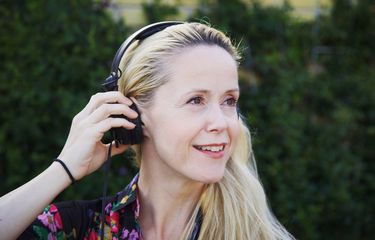 Tina Dico atau dikenal juga dengan nama Tina Dickow adalah musisi asal Denmark.