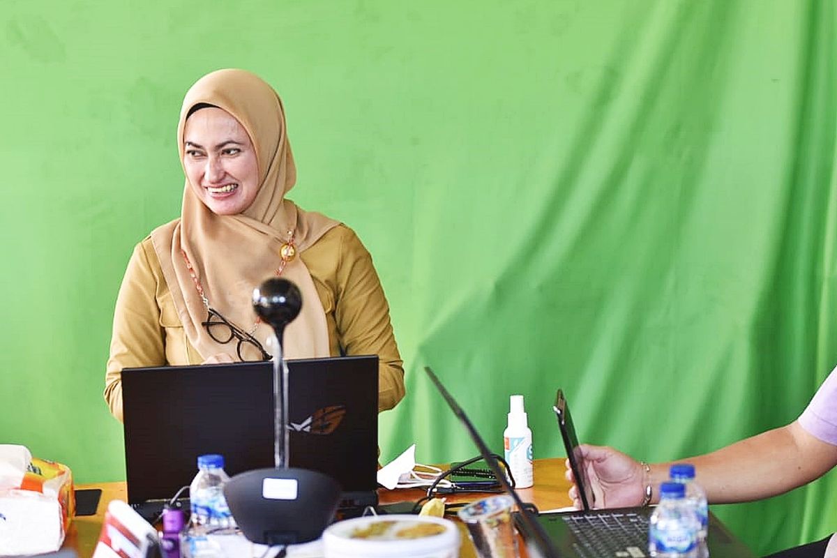 Bupati Luwu Utara, Indah Putri Indriani memberikan pembekalan bagi para CPNS se-Indonesia Timur pada Senin (15/3/2021).