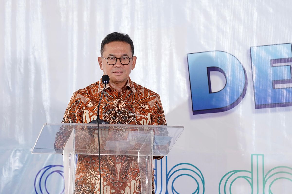 Mendag Busan menyampaikan, Desa BISA Ekspor menjadi gerakan kolaboratif antara pemerintah dan swasta untuk menjadikan desa sebagai motor penggerak ekspor Indonesia. Dengan menggali potensi produk unggulan lokal yang ada di desa, program ini diharapkan membawa kesejahteraan nyata bagi masyarakat desa.
