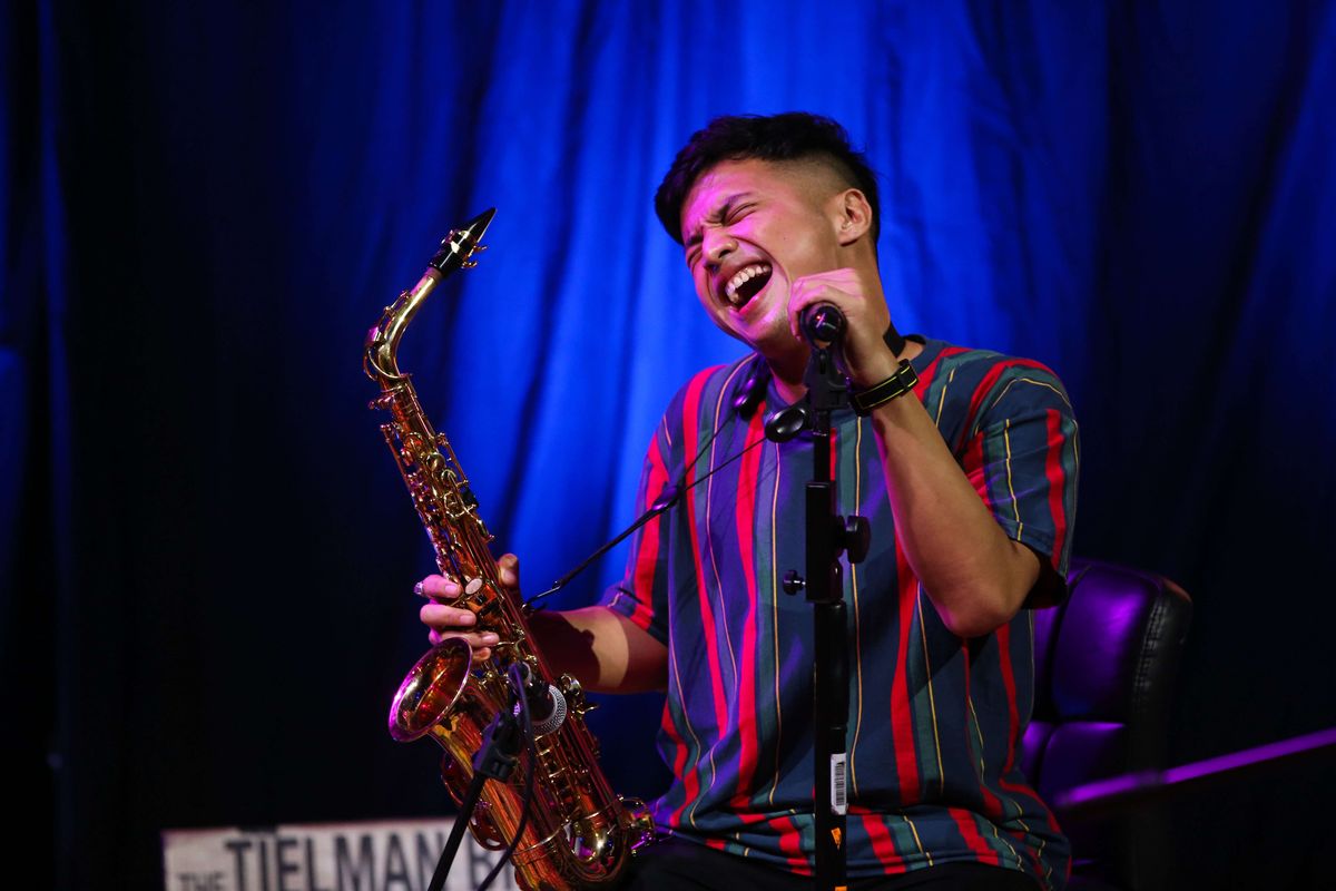 Grup band Nidji tampil dalam program musik Selebrasi (Selebritas Beraksi), di Studio 1 Menara Kompas, Palmerah Selatan, Jakarta Pusat, Selasa (23/4/2019). Formasi Nidji yang baru dengan kehadiran vokalis, Yusuf Ubay menggantikan Giring Ganesha.