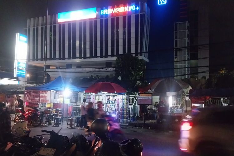 PKL di Jalan Dewi Sartika Bogor Ngaku Bayar Rp 3.000 per Malam untuk Listrik Ilegal