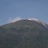 Status Gunung Ile Lewotolok Turun dari Level Siaga ke Waspada