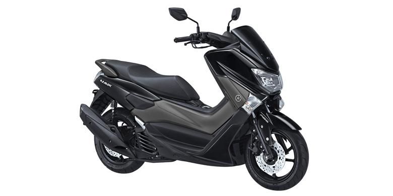 Warna hitam Yamaha NMAX ada yang berbeda.