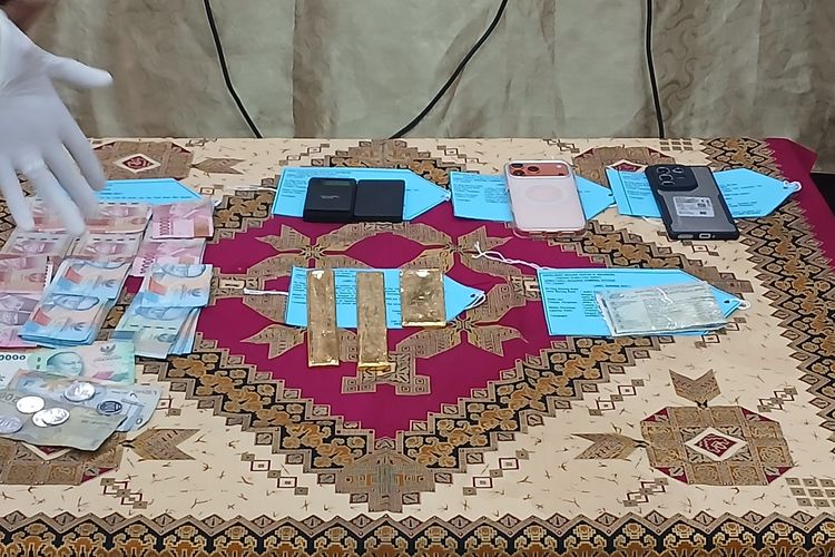 Jual Emas dari Tambang Ilegal ke Malaysia, WNA India Ditangkap Polda Sumbar