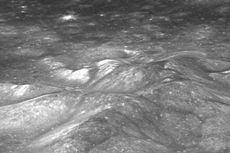 Bukti Adanya Air di Bawah Permukaan Bulan Ditemukan 