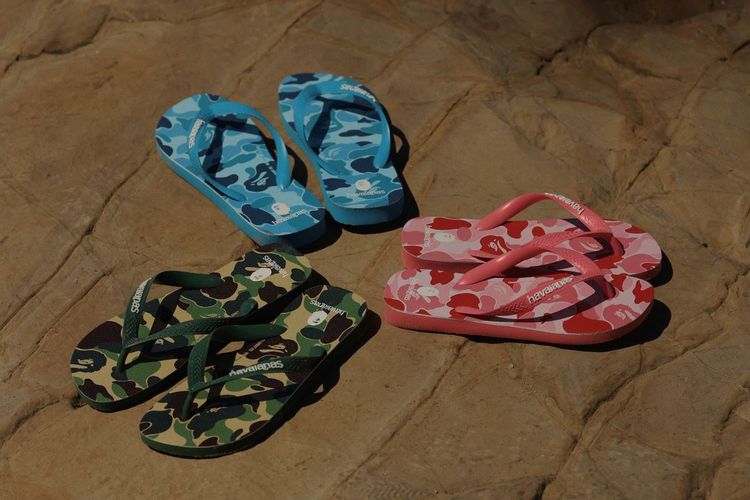 Varian warna model Top Havaianas x A Bathing Ape (Havaianas)