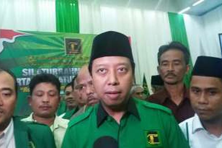 Sekjen Partai Persatuan Pembangunan (PPP) hasil Muktamar Bandung, Romahurmuziy pada acara Silahturahmi Nasional PPP di Asrama Haji, Pondok Gede, Jakarta Timur, Jumat (5/2/2016).