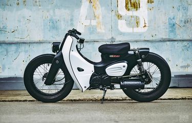 Street cub shop bobber