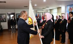 Dilantik Jadi Ketua Perwosi, Tri Tito Karnavian Komitmen Tingkatkan Kualitas Kesehatan Perempuan dan Keluarga