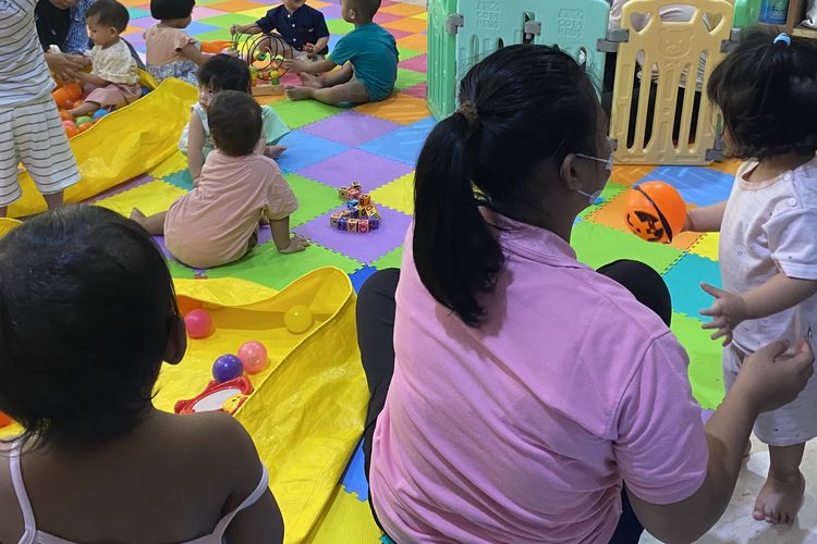 Antara Rasa Bersalah dan Kebutuhan, Daycare Jadi Pilihan Tak Terhindarkan Orangtua Pekerja