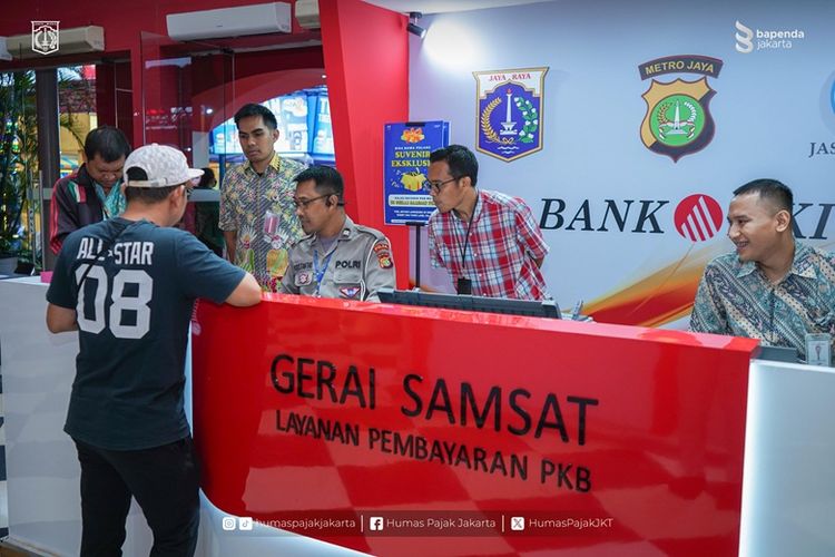 Gerai Pembayaran Pajak Kendaraan Bermotor di arena PRJ 2025. 