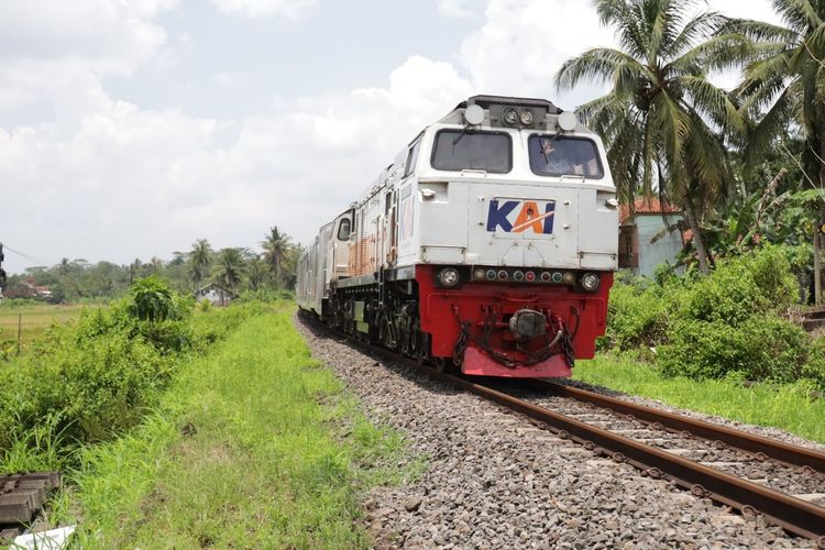 KA Bangunkarta yang Anjlok di Bumiayu Tuntas Dievakuasi, Jalur Selatan Sudah Dapat Dilintasi