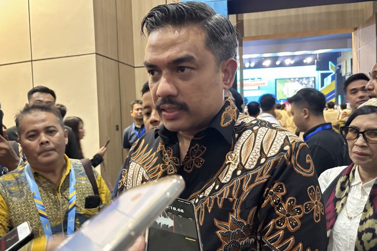 Menteri UMKM Datangi KPK soal Surat Kunjungan Istri ke Eropa