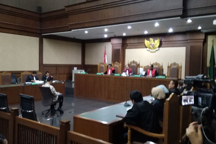 Sidang terdakwa Mantan Ketua Umum PPP sekaligus anggota DPR Romahurmuziy atau Romy di Pengadilan Tipikor Jakarta, Senin (30/9/2019)