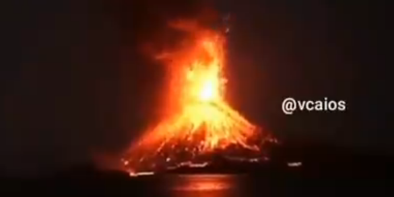 Hoaks video letusan Gunung Anak Krakatau diklaim peristiwa pada 10 April 2020.
