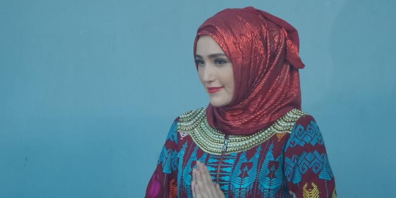  Istri Pasha Ungu, Adelia Wilhelmina, di Gedung Trans, Jalan Tendean, Jakarta Selatan, Senin (13/6/2016).