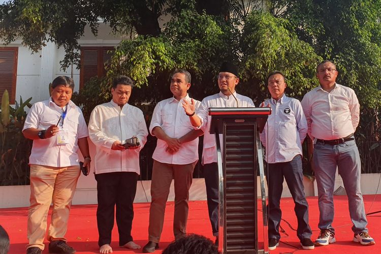 BPN Prabowo-Sandi jumpa pers menanggapi hasil hitung cepat di Jalan Kertanegara, Jakarta, Rabu (17/4/2019).