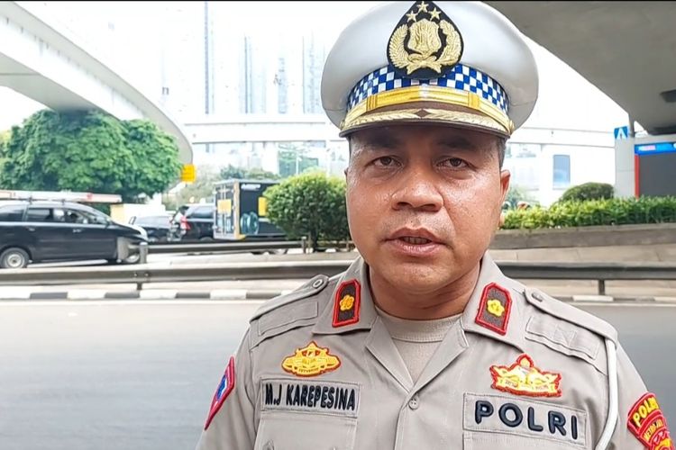 Kasat Lantas Jakarta Barat Kompol Maulana Jali Karepesina mengatakan sebanyak 700 pengendara kedapatan melanggar lalu lintas di hari kedua pelaksanaan Operasi Zebra 2022, Selasa (4/10/2022)   