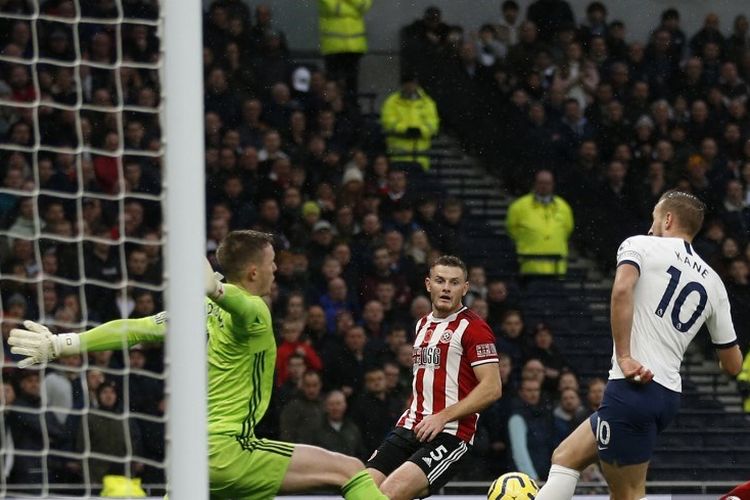 Penyerang Tottenham Hotspur, Harry Kane, gagal memanfatkan peluang pada pertandingan Premier League melawan Sheffield United pada Sabtu (9/11/2019). 