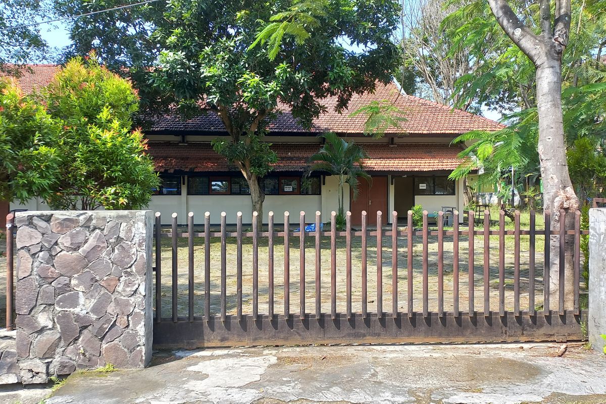 Tempat Isoter Covid-19 di eks gedung BLK di Jalan Himalaya Kota Kediri, Jawa Timur secara resmi ditutup.