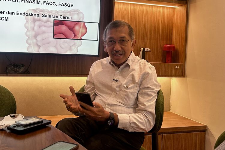 Ahli Gastroentero Hepatologi dari Eka Hospital MT Haryono, Prof. Dr. dr. Murdani Abdullah, Sp.PD, KGEH, FINASIM, FACG, FASGE dalam Media Meet Up Eka Hospital MT Haryono di Jakarta Selatan, Senin (25/5/2026).
