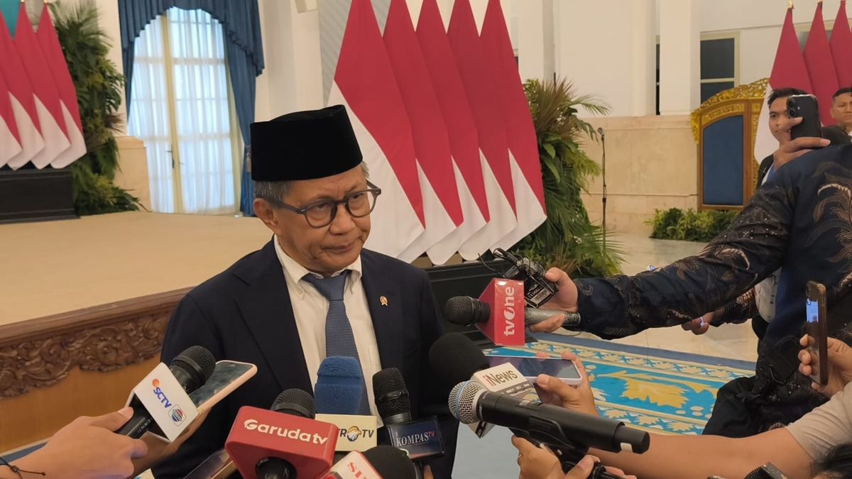 Can Rocky Gerung Become a "Good Boy" as a Wantimpres?