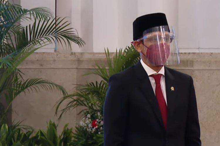 Presiden Joko Widodo melantik Nadiem Anwar Makarim sebagai Menteri Pendidikan, Kebudayaan, Riset, dan Teknologi sesuai nomenklatur yang baru, Rabu (28/4/2021).