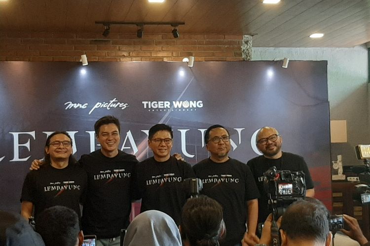 Konferensi pers film Lembayung di Tiger Wong Entertainment, Jakarta Selatan, Rabu (8/11/2023)