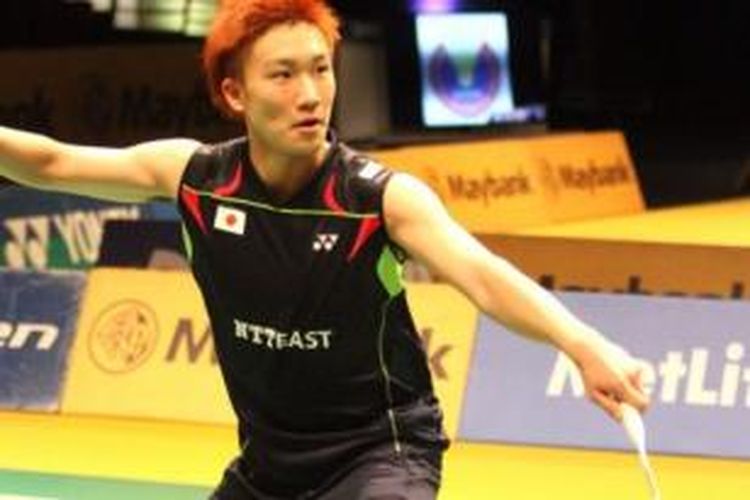 Pebulu tangkis Jepang, Kento Momota.