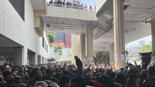 Pemilih di Kuala Lumpur Membeludak, Waktu Pencoblosan DPK Dimajukan