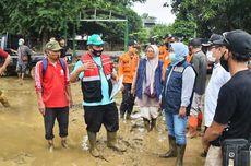 Banjir di Villa Nusa Indah 2 Mulai Surut, Sisakan Lumpur Tebal