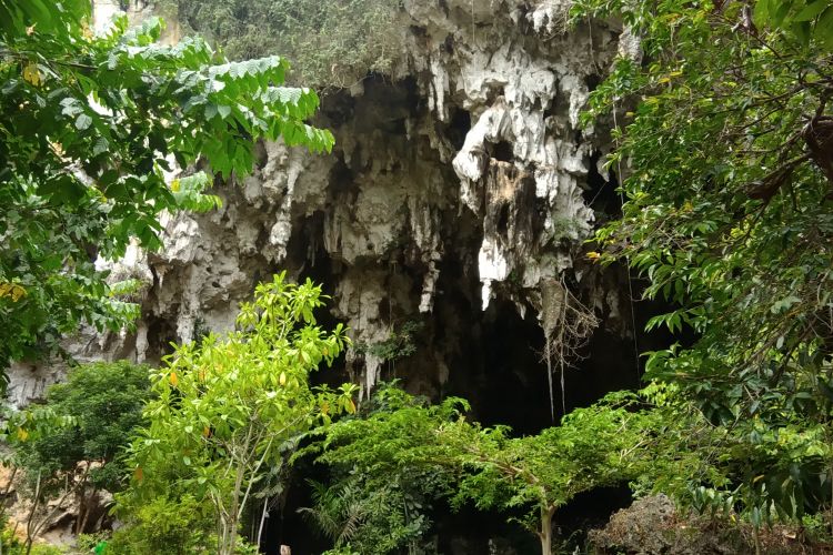 Menikmati Ketenangan Goa Maria Tritis Di Gunungkidul