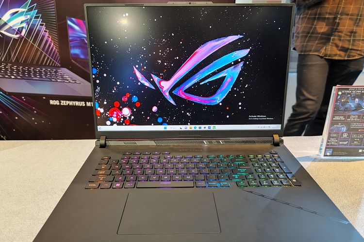 Laptop Asus ROG Strix Scar 16/18.