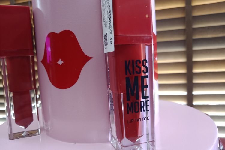 Flormar Kiss Me More Lip Tattoo.