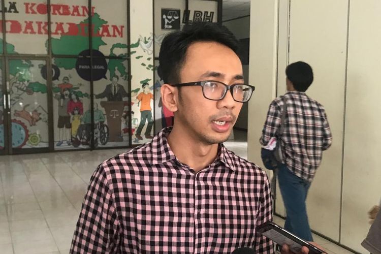 Direktur Lembaga Bantuan Hukum (LBH) Jakarta Arif Maulana di kantor LBH Jakarta, Jakarta Pusat, Minggu (4/8/2019).