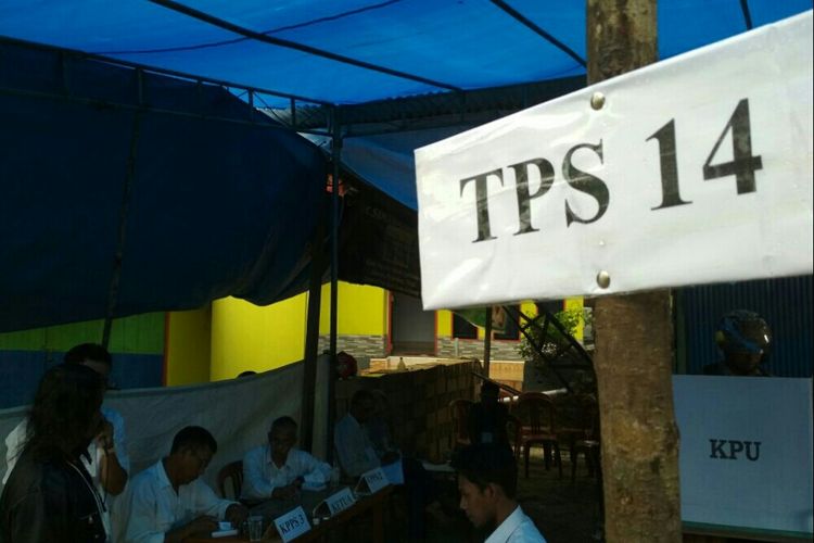 TPS 14 Kelurahan Kadia, Kendari yang gelar PSU