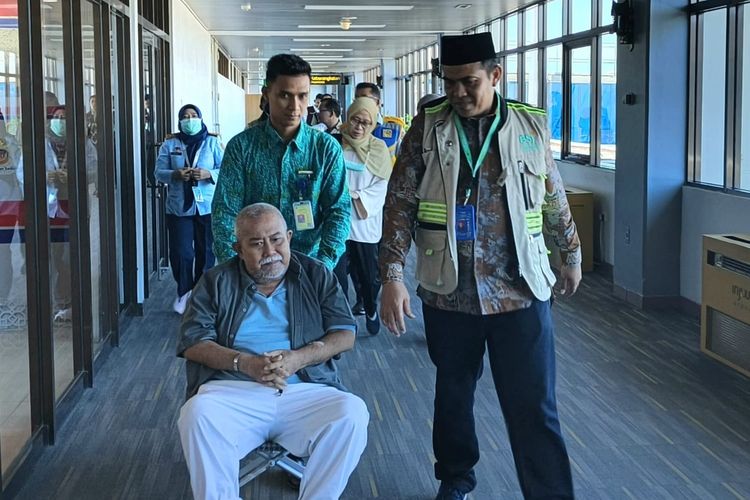 Sempat Tertahan di Arab Saudi karena Sakit, Dua Jemaah Haji Asal Sumbar Akhirnya Pulang