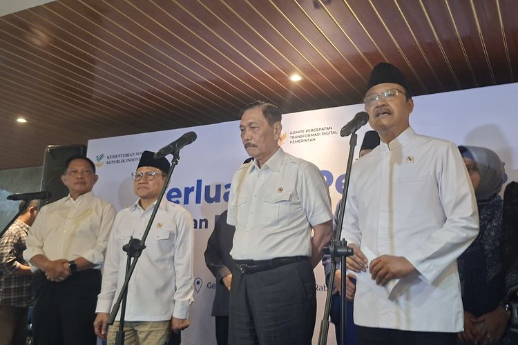 Luhut: Pemerintah Akan Ubah Subsidi Barang Jadi Bantuan Tunai