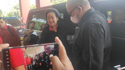 Megawati Akan Umumkan 305 Bakal Calon Kepala Daerah pada Pilkada 2024